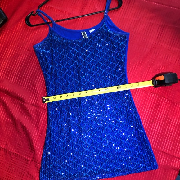 BKE Vibrant Blue Sequin Tank Top - Picture 2 of 11